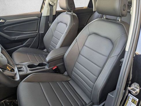 Used 2024 Volkswagen Jetta SE w/ Panoramic Sunroof Package FWD image 15