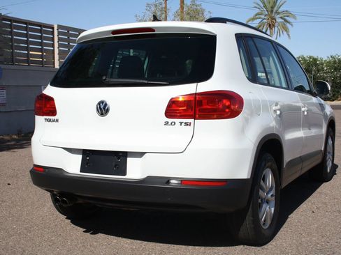 Used 2017 Volkswagen Tiguan S AWD/4WD image 3
