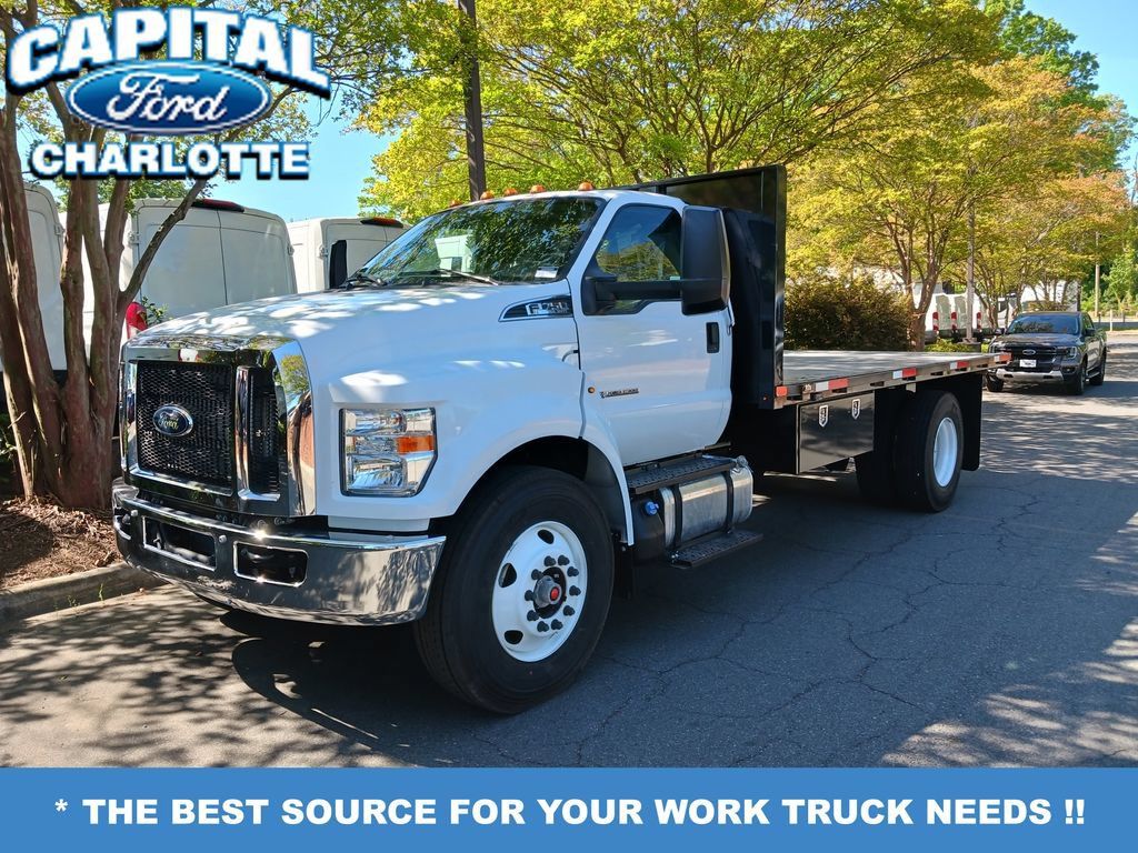 New 2027 Ford F750 2WD Regular Cab Super Duty image 1
