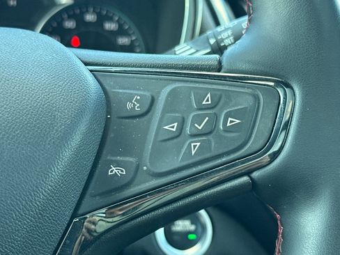 Used 2023 Chevrolet Equinox RS FWD image 35