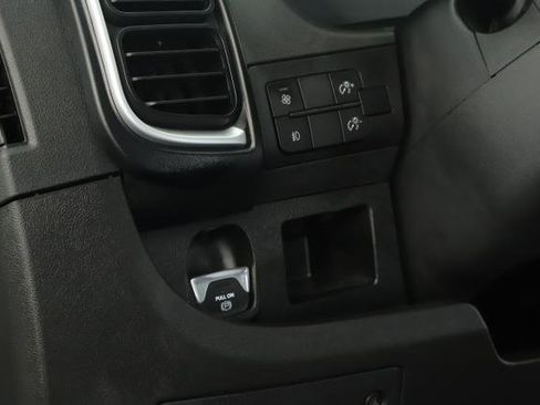 New 2024 RAM ProMaster 2500 w/ Quick Order Package 22H SLT+ image 7