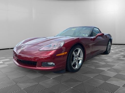 Used 2007 Chevrolet Corvette Coupe w/ Preferred Equipment Group RWD image 1