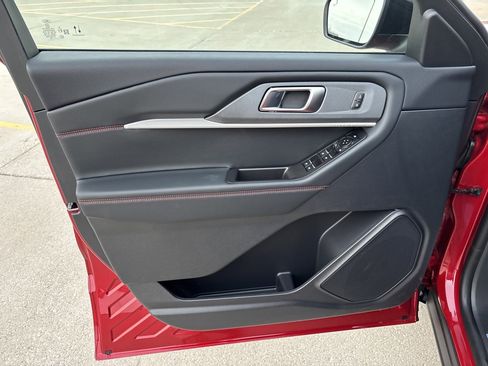 New 2026 Ford Explorer ST-Line image 13