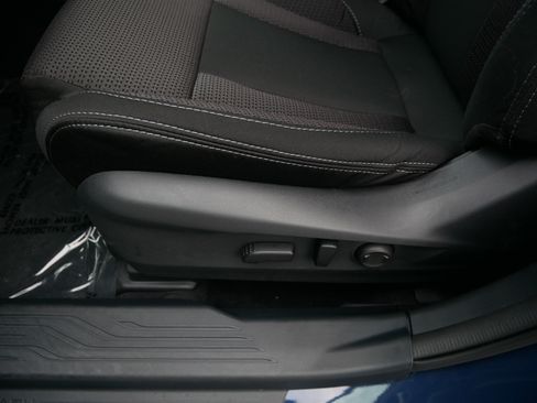 Certified 2025 Subaru Outback Premium image 20