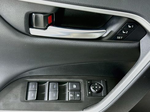 Used 2025 Toyota RAV4 Limited w/ Advanced Technology Package FWD image 20
