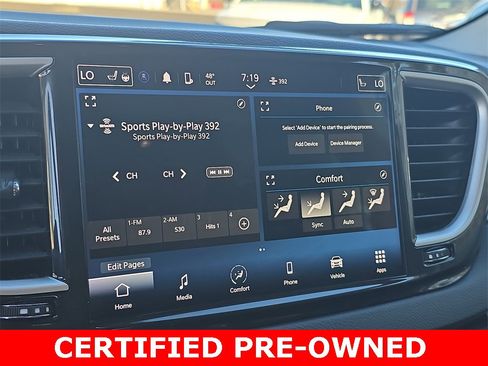 Used 2024 Chrysler Pacifica Touring-L image 24