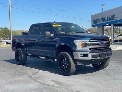 Used 2019 Ford F150 XLT image 1