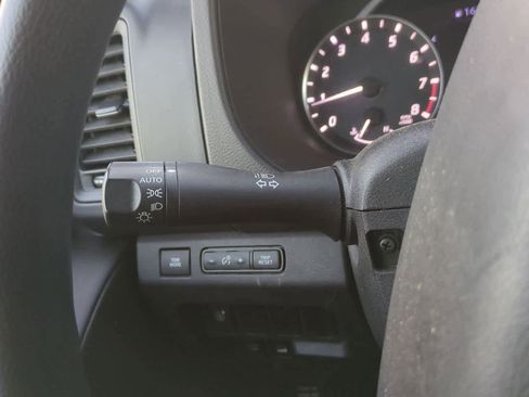 Used 2022 Nissan Frontier S w/ Technology Package image 25