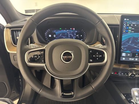 Used 2026 Volvo XC60 B5 Plus w/ Climate Package AWD/4WD image 11