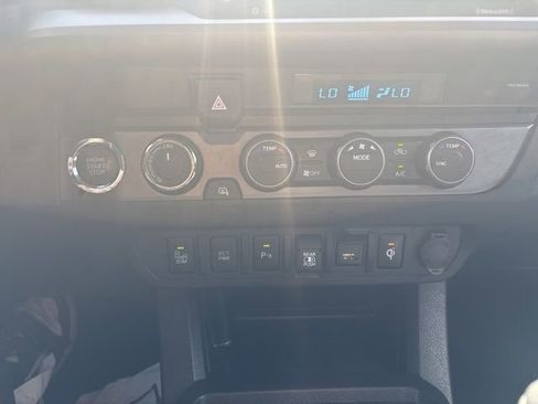 Used 2023 Toyota Tacoma TRD Sport w/ Advanced Technology Package image 12