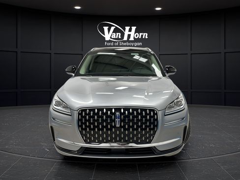 Used 2024 Lincoln Corsair Grand Touring w/ Equipment Group 301A AWD/4WD image 8