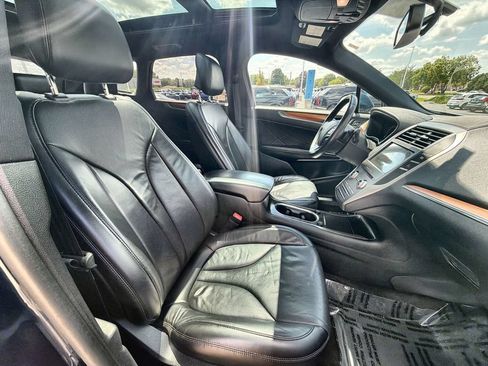 Used 2017 Lincoln MKC Reserve AWD/4WD image 23