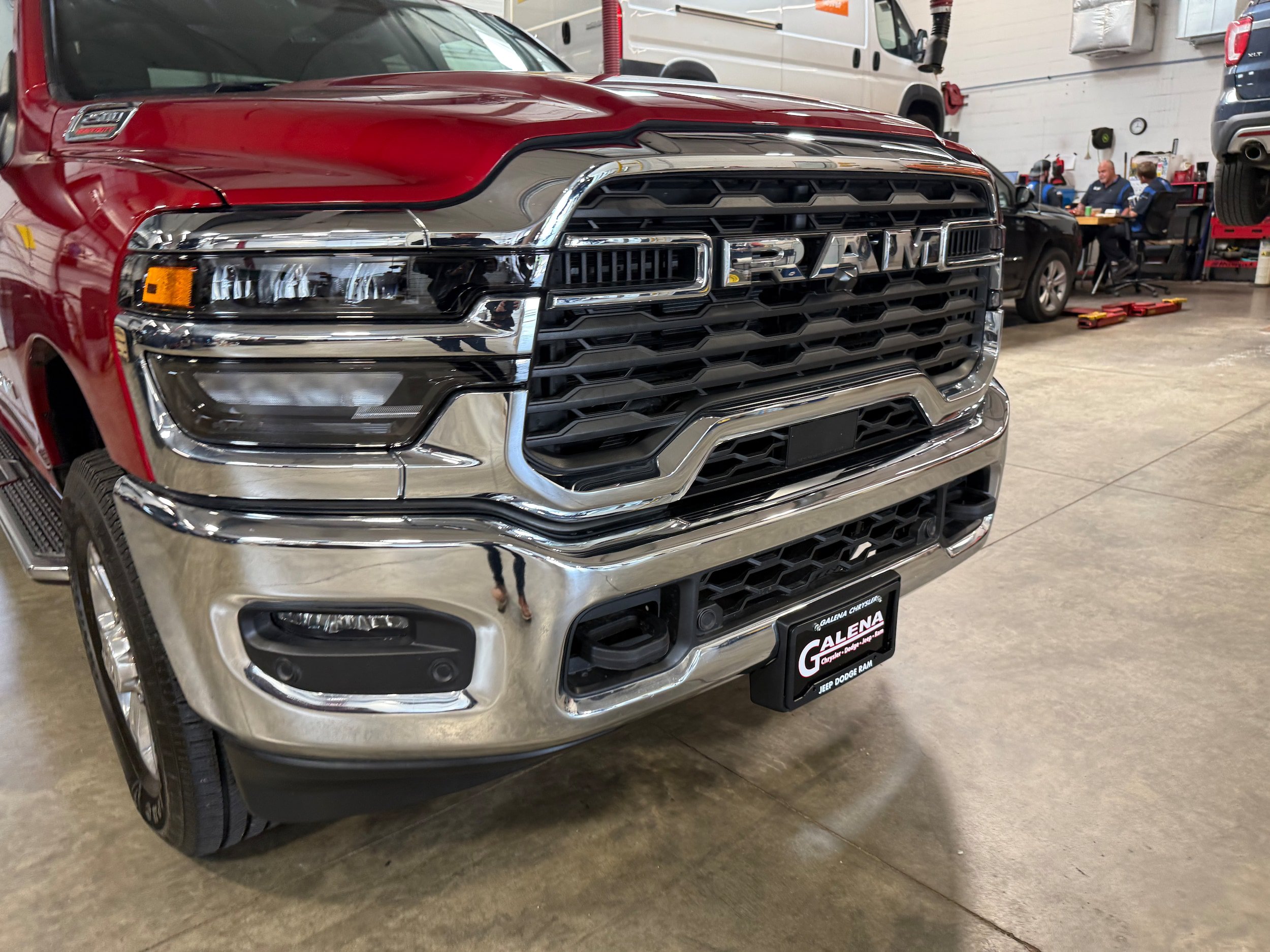 Used 2026 RAM 2500 Big Horn AWD/4WD image 2