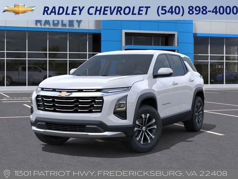 New 2026 Chevrolet Equinox LT image 6
