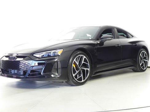 Used 2023 Audi RS e-tron GT w/ Carbon Performance Package image 2