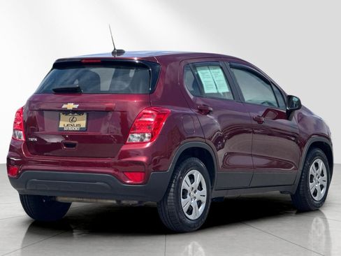 Used 2017 Chevrolet Trax LS FWD image 4