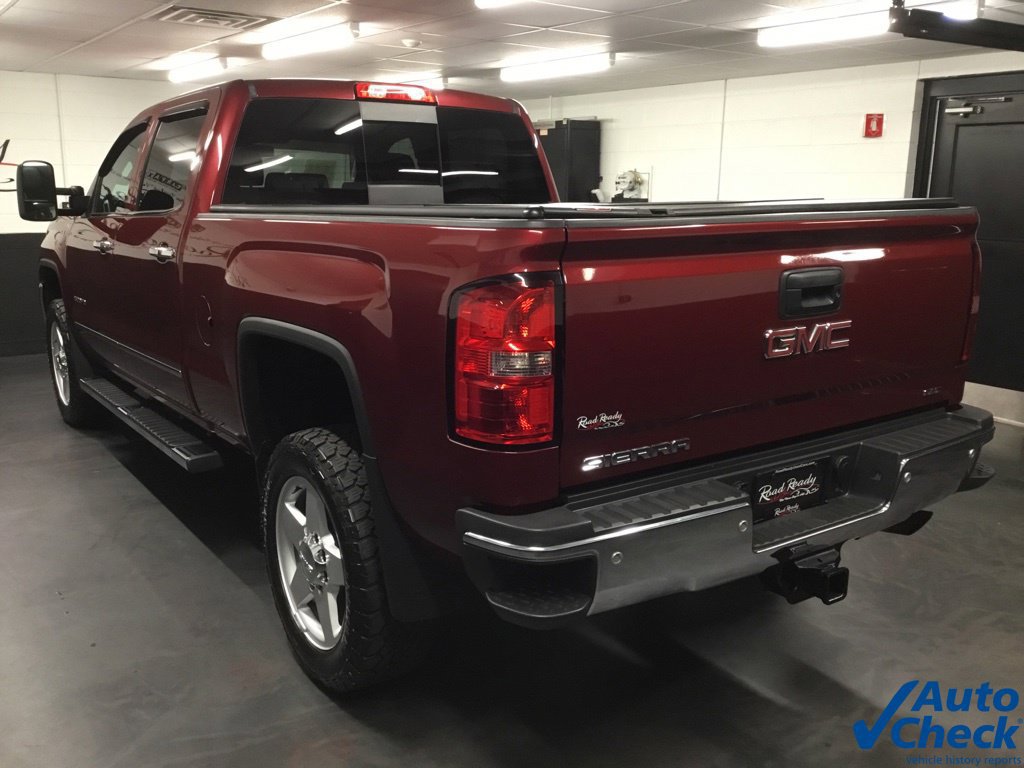 Used 2015 GMC Sierra 2500 SLT w/ Suspension Package, Off-Road AWD/4WD image 7