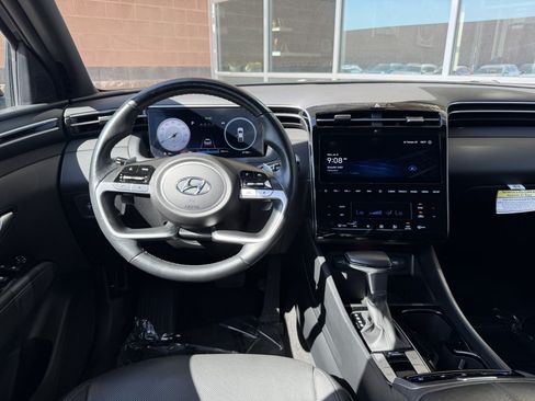 Used 2024 Hyundai Santa Cruz Limited AWD/4WD image 16
