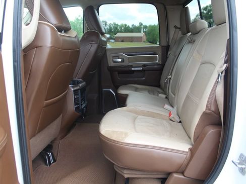 Used 2019 RAM 3500 Laramie AWD/4WD image 5