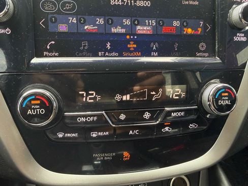 Used 2021 Nissan Murano SV AWD/4WD image 14
