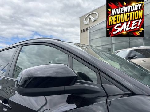 Used 2023 Toyota bZ4X AWD image 27