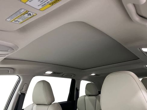 New 2026 Subaru Ascent Limited image 24