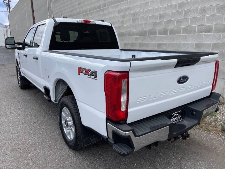 Used 2024 Ford F250 XLT w/ FX4 Off-Road Package AWD/4WD image 6
