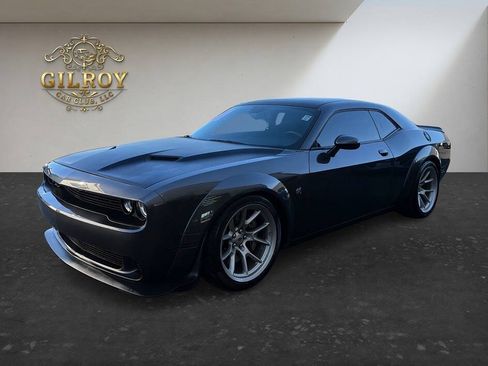 Used 2020 Dodge Challenger R/T Scat Pack RWD image 3