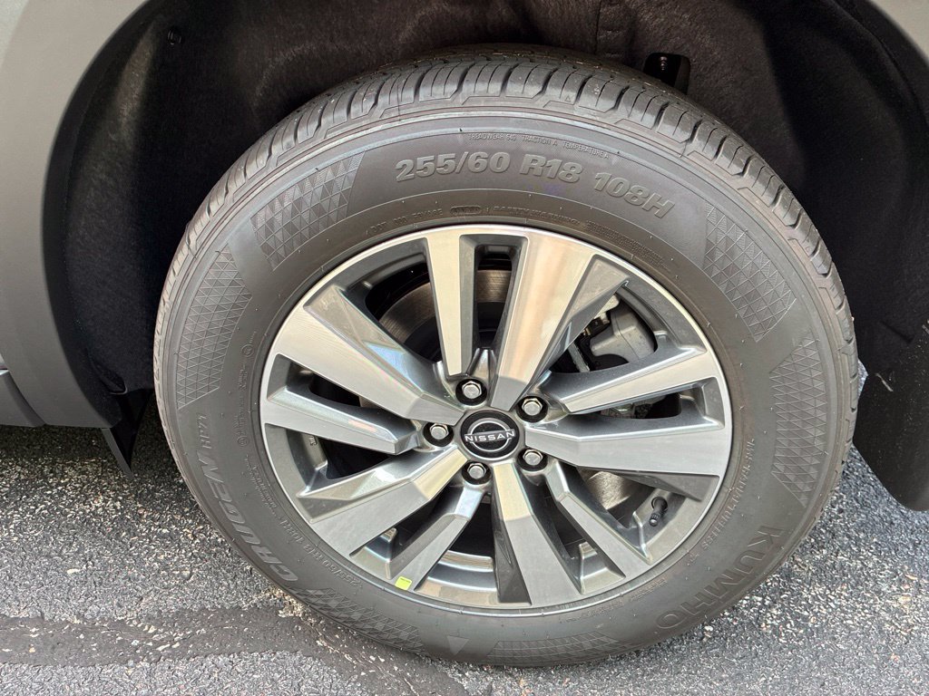 New 2026 Nissan Pathfinder SL AWD/4WD image 11