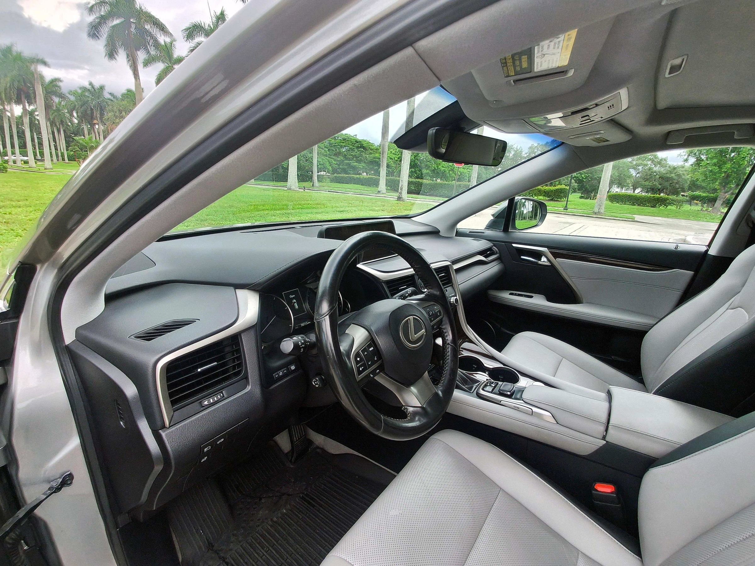 Used 2019 Lexus RX 350 AWD w/ Navigation Package image 6