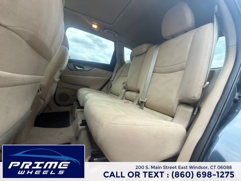 Used 2014 Nissan Rogue SV w/ SV Premium Package AWD/4WD image 12