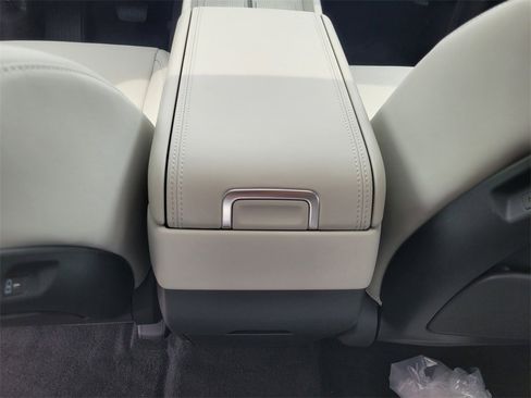 New 2025 Hyundai Santa Fe Calligraphy image 32