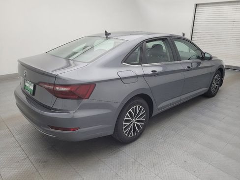 Used 2021 Volkswagen Jetta SE w/ SE Cold Weather Package FWD image 10