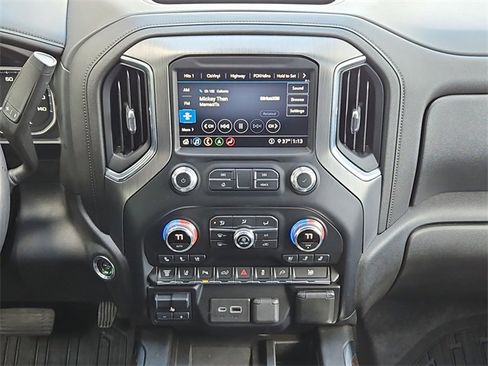 Used 2020 GMC Sierra 3500 Denali w/ Denali Ultimate Package image 21