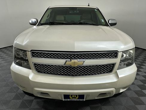 Used 2010 Chevrolet Tahoe LTZ image 3