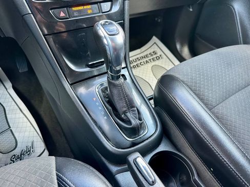 Used 2018 Buick Encore Preferred AWD/4WD image 26