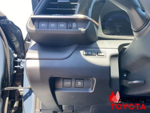 New 2026 Toyota Crown Signia AWD/4WD image 34