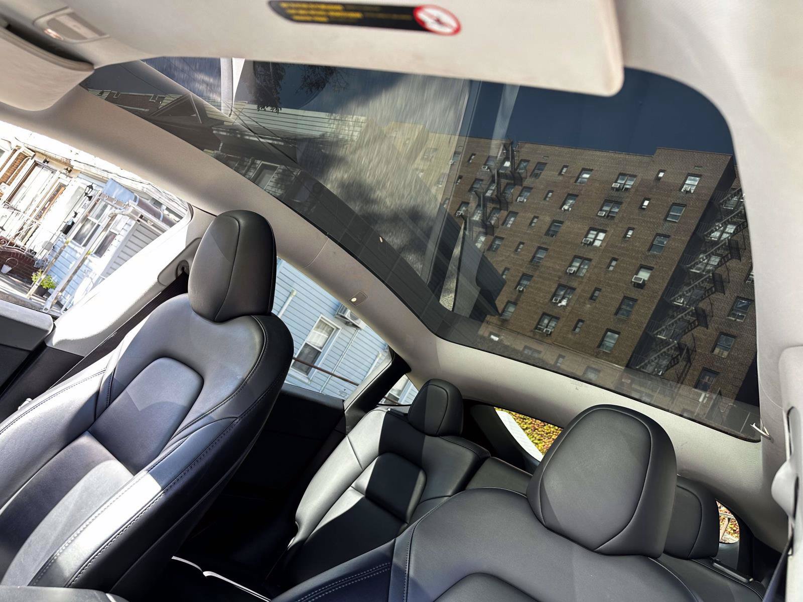 Used 2023 Tesla Model Y Long Range AWD/4WD image 14