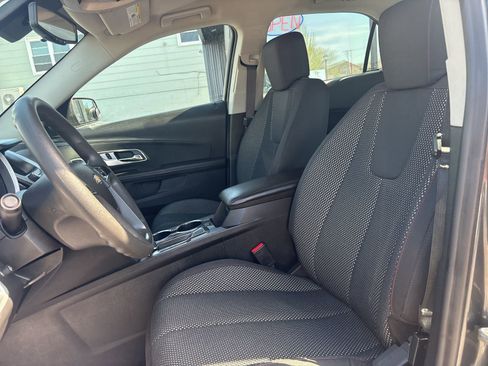 Used 2017 Chevrolet Equinox LS FWD image 11