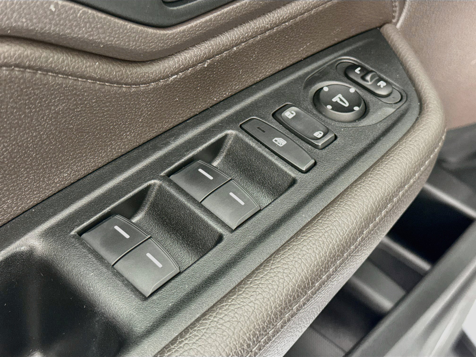 Certified 2018 Honda Odyssey EX-L image 17