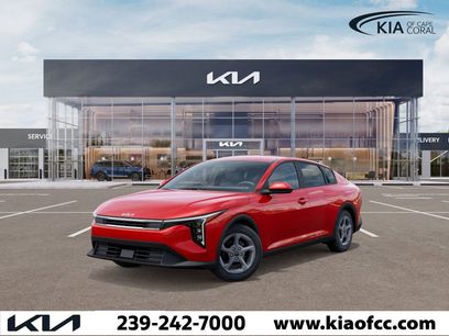 New 2025 Kia K4 LXS
