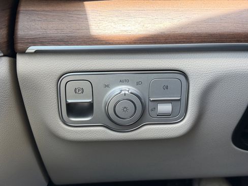 Used 2026 Mercedes-Benz GLE 350 4MATIC image 14