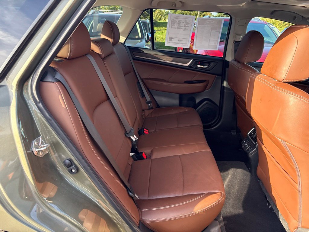 Used 2019 Subaru Outback 2.5i Touring w/ Popular Package #3A AWD/4WD image 9