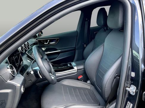 Used 2024 Mercedes-Benz C 300 Sedan image 8