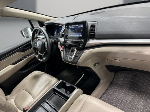Used 2024 Honda Odyssey EX-L image 16