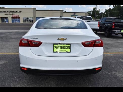 Used 2025 Chevrolet Malibu LS image 3