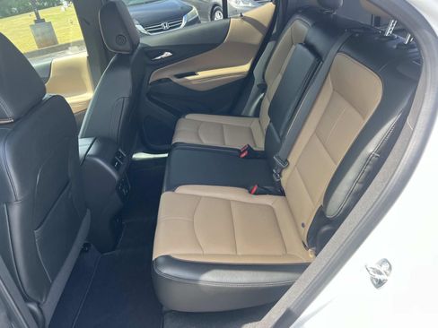 Used 2022 Chevrolet Equinox Premier image 20