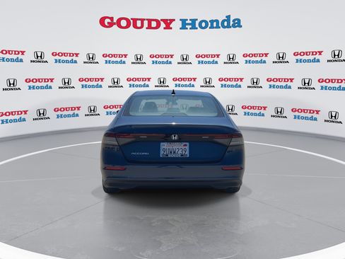 Used 2025 Honda Accord SE image 7