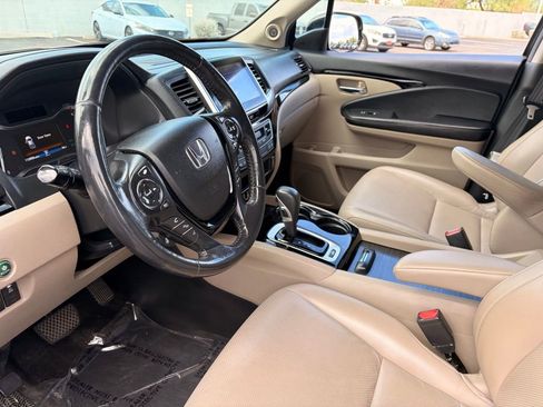 Used 2019 Honda Ridgeline RTL-E image 16