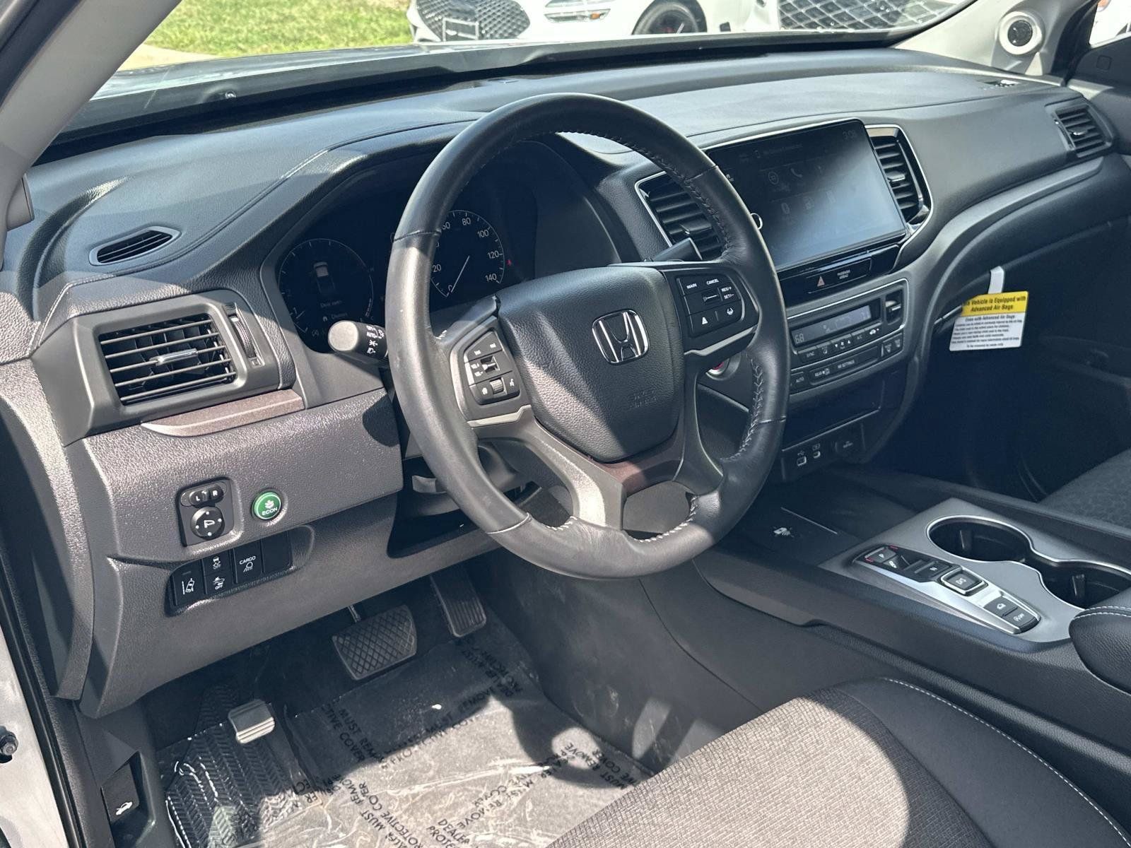 Used 2024 Honda Ridgeline Sport image 10